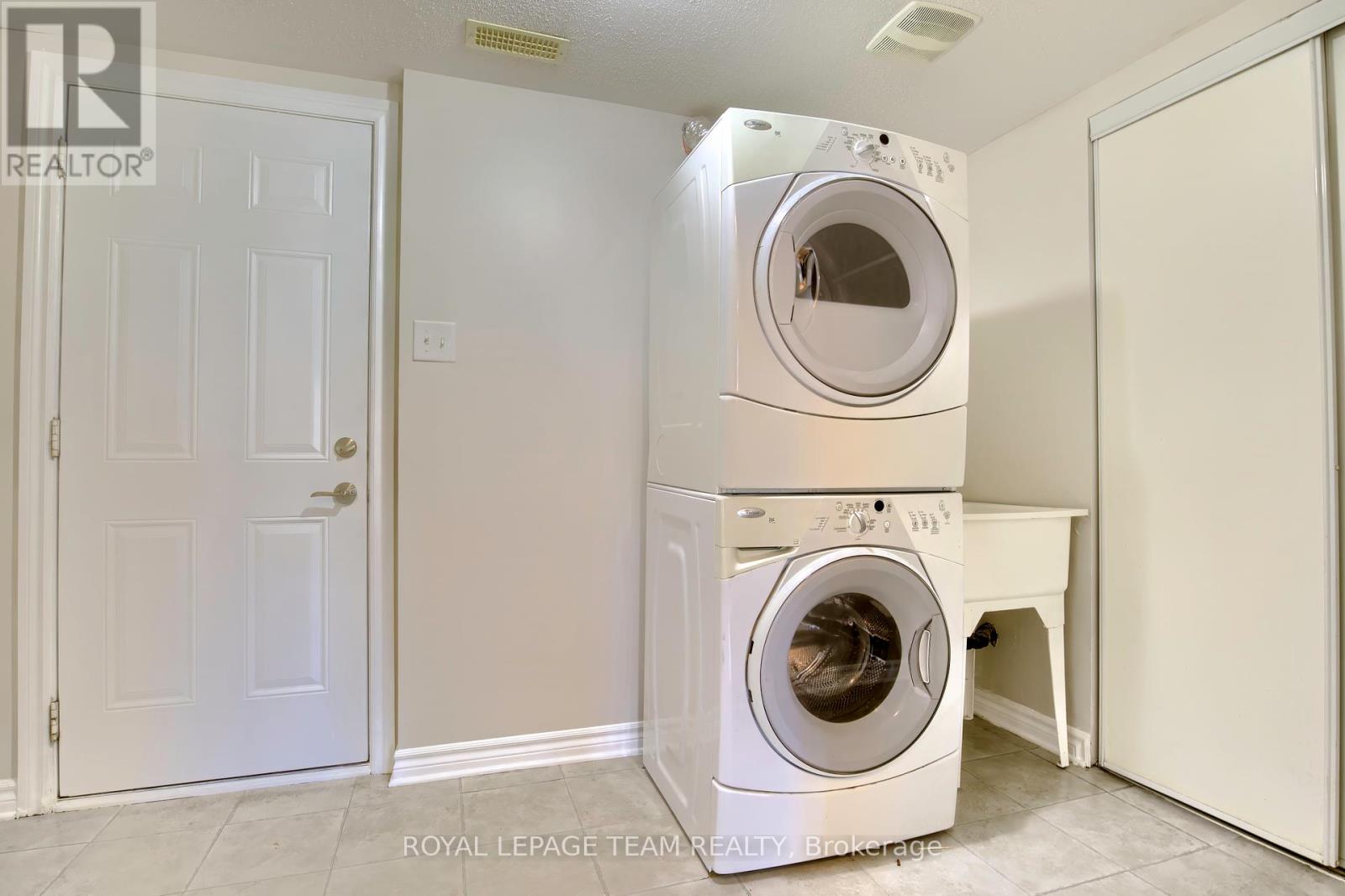 Photo 21 of 3867 Strandherd Drive, Ottawa ON