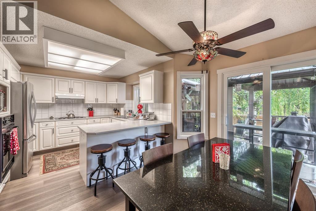 Single Family House for Sale in  Shannon Hill SW Shawnessy Calgary 