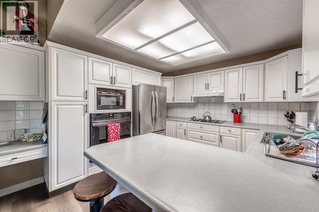 Single Family House for Sale in  Shannon Hill SW Shawnessy Calgary 