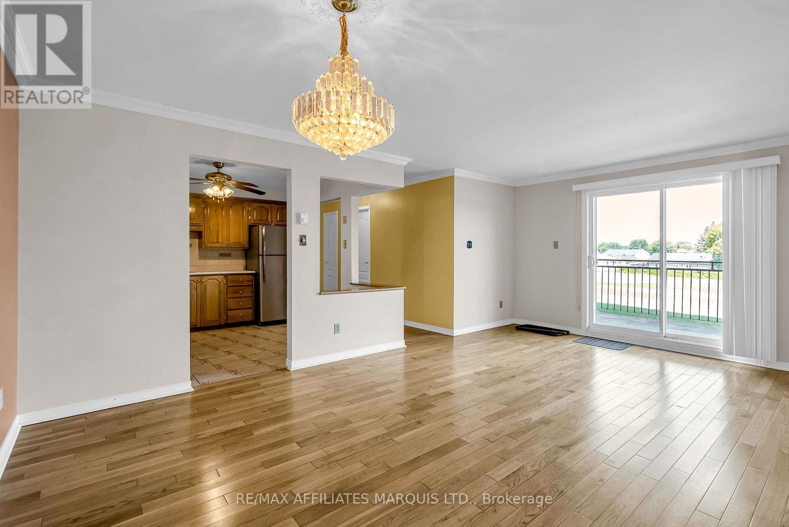 Photo 15 of 109 220 Kenyon Street W, North Glengarry ON