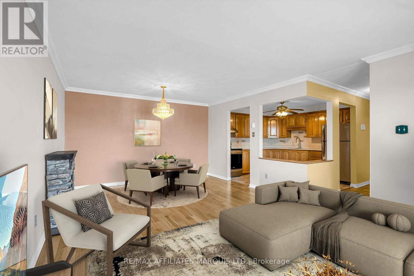 Photo 12 of 109 220 Kenyon Street W, North Glengarry ON