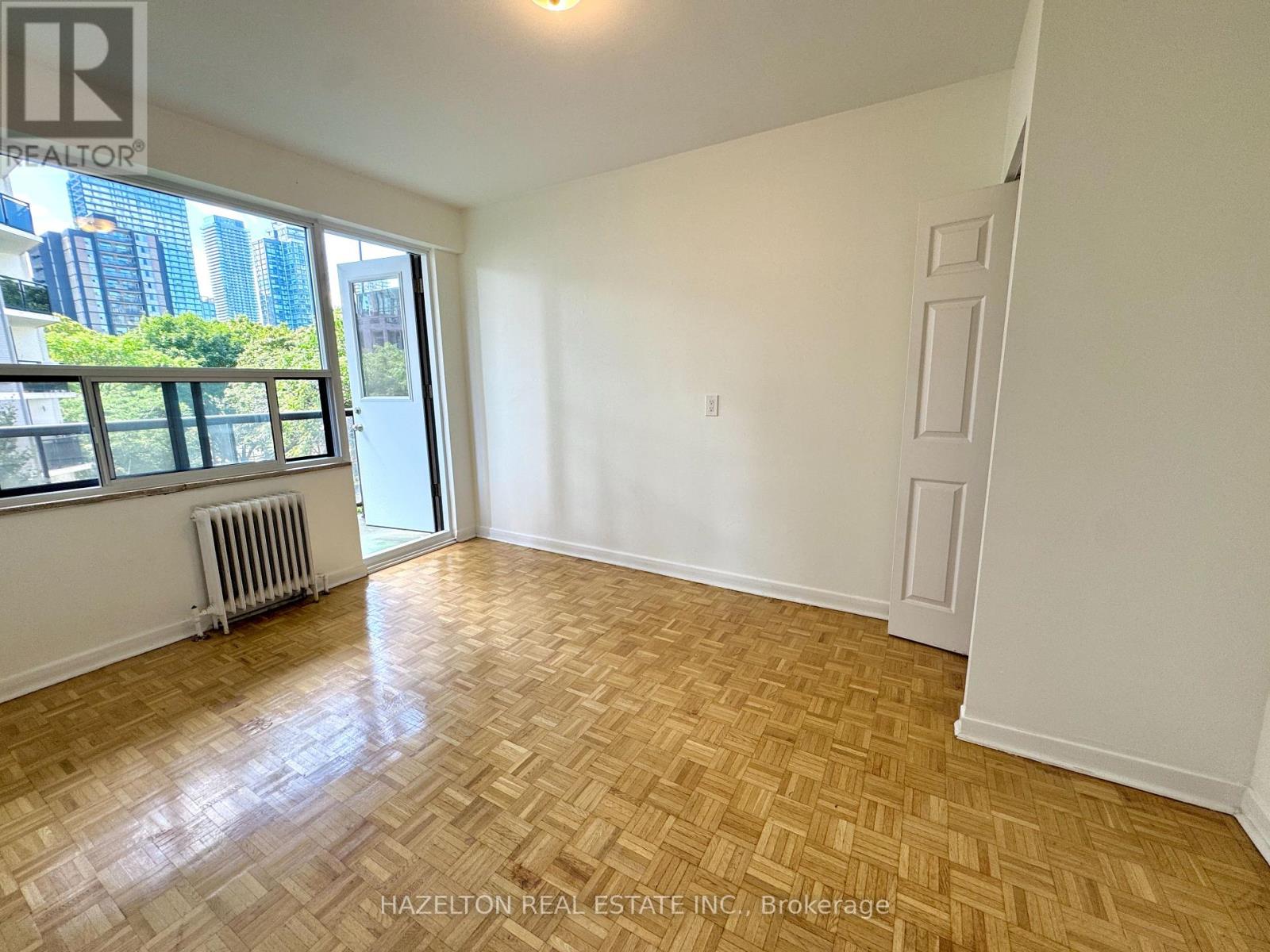 Photo 8 of 502 88 Wellesley Street E, Toronto ON