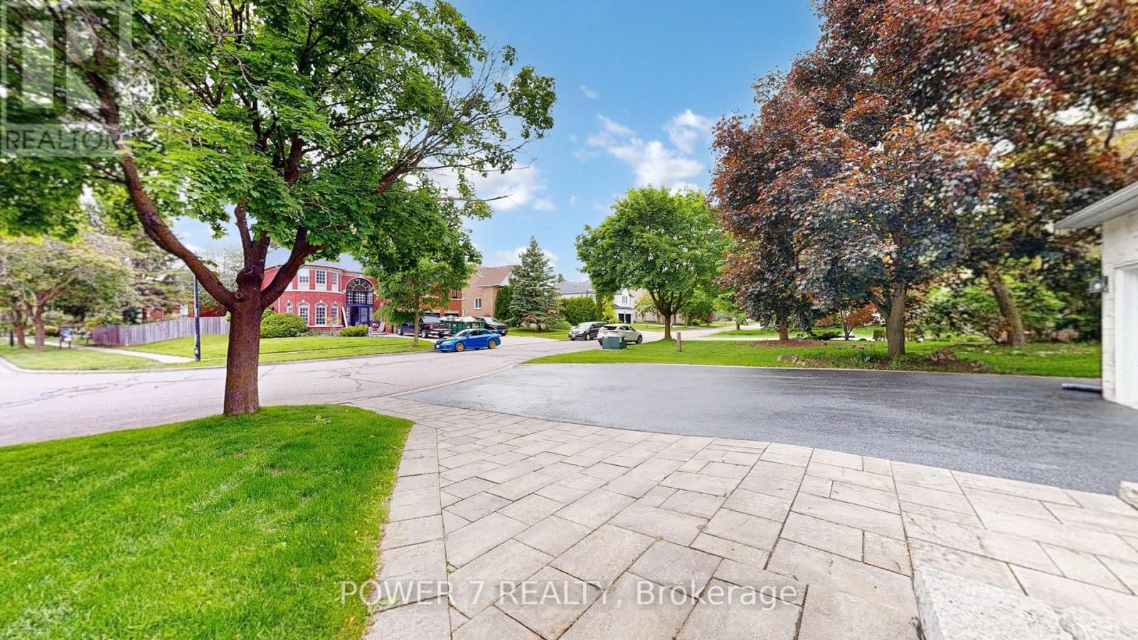 Photo 15 of 1098 Secretariate Road, Newmarket ON
