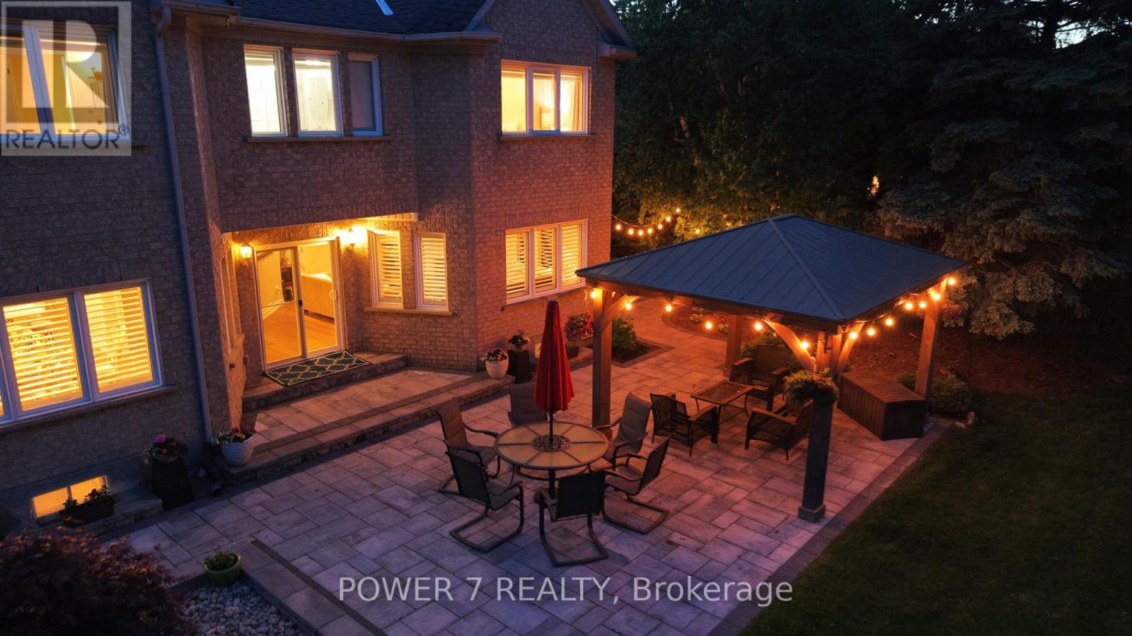 Photo 18 of 1098 Secretariate Road, Newmarket ON