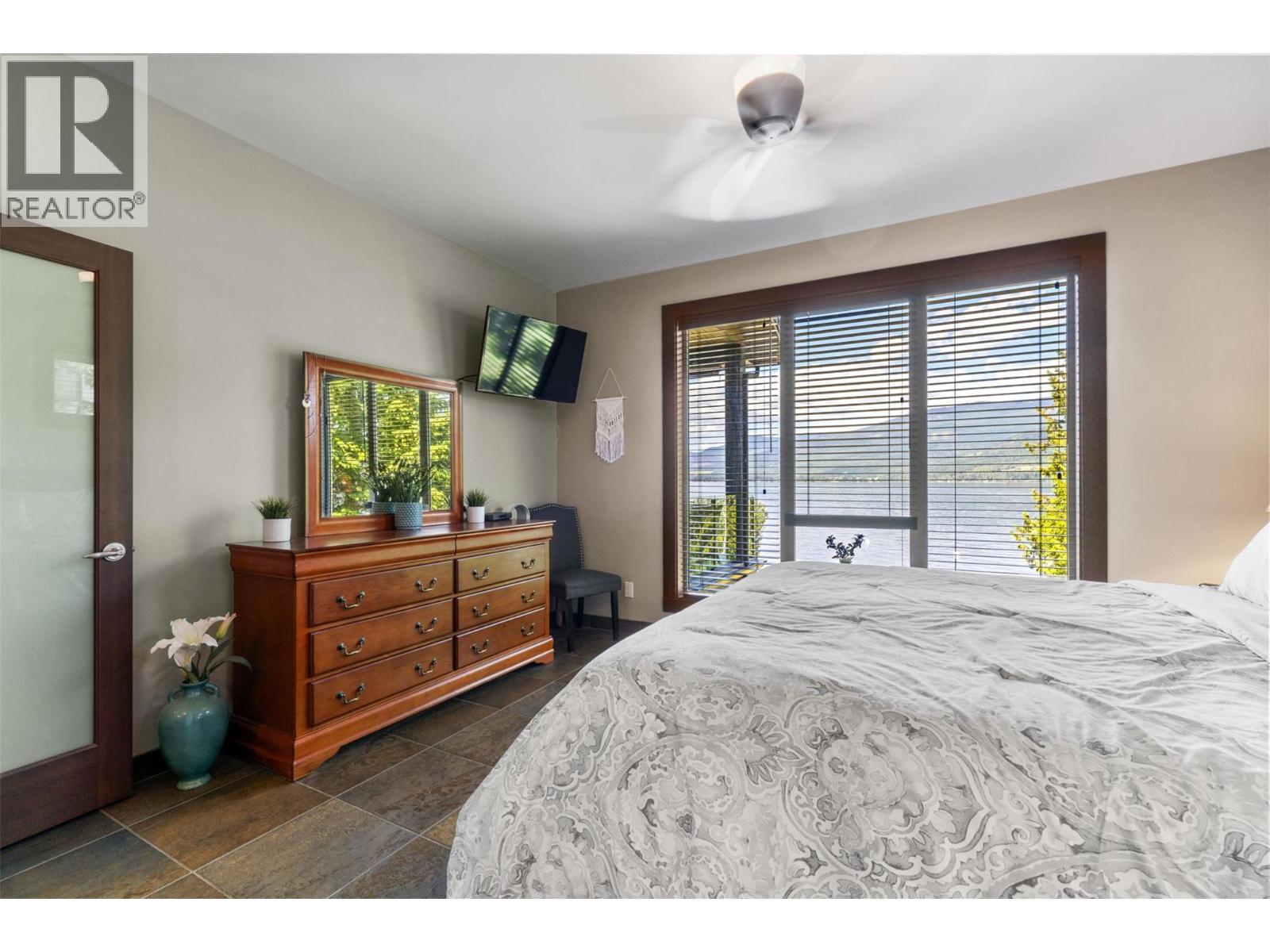 Photo 1 of 5581 Eagle Bay Road Unit 8, Eagle Bay BC