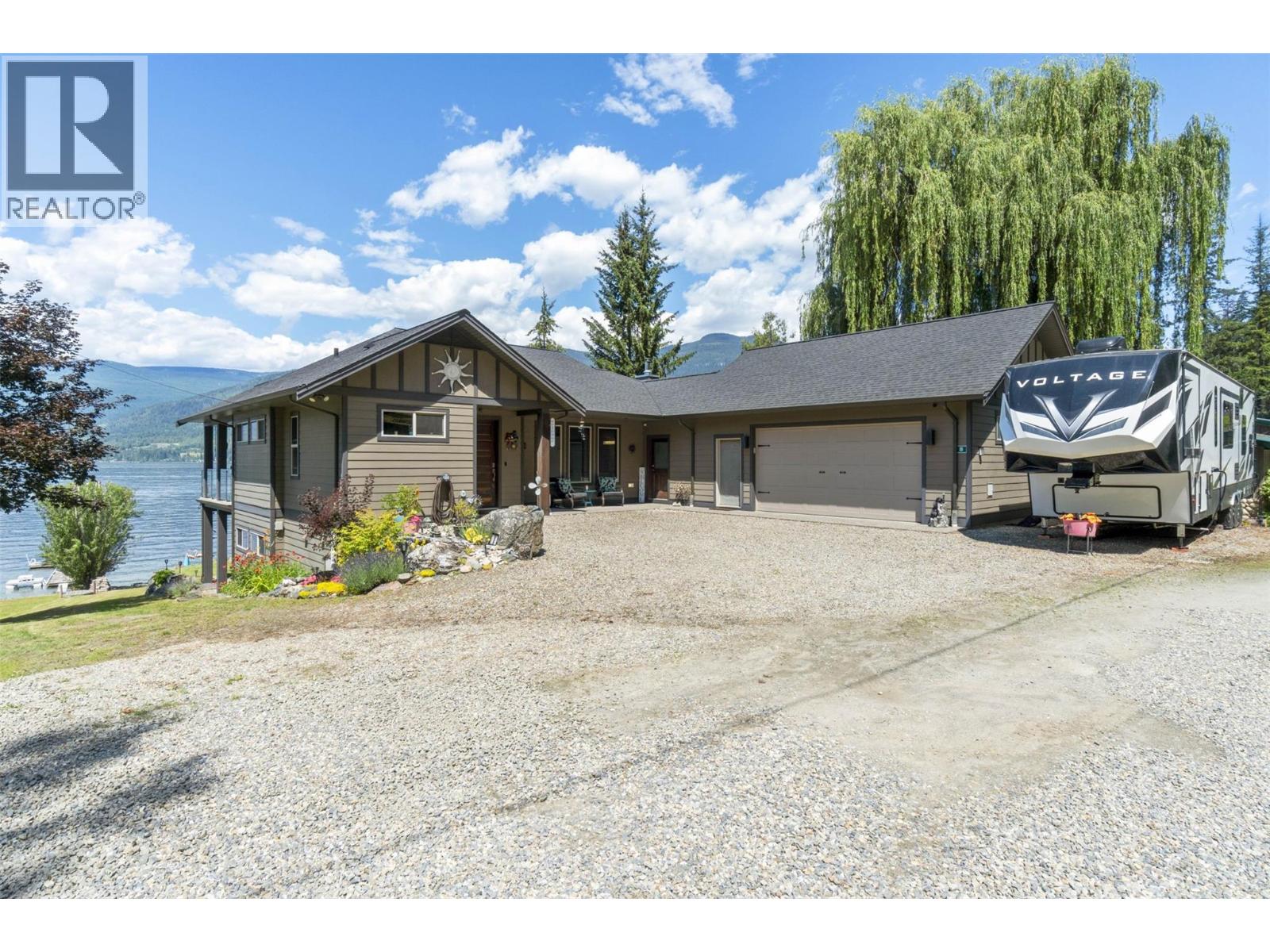 Photo 9 of 5581 Eagle Bay Road Unit 8, Eagle Bay BC