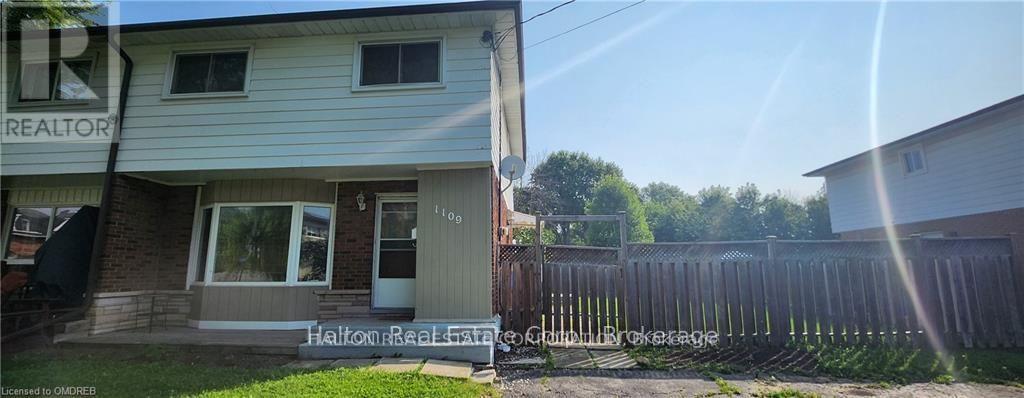 Photo 11 of 1109 Highland Street, Burlington ON