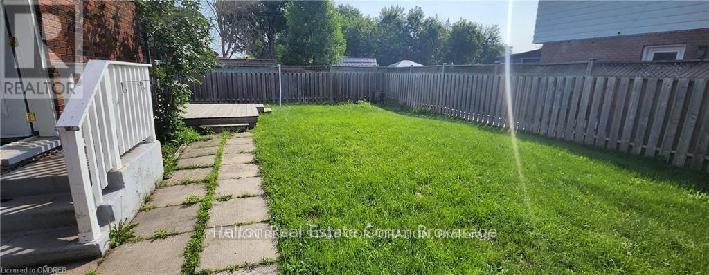 Photo 12 of 1109 Highland Street, Burlington ON