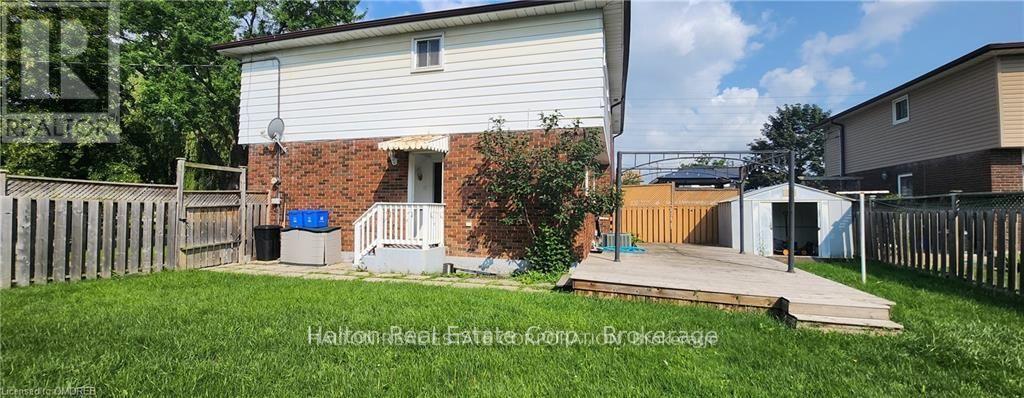 Photo 7 of 1109 Highland Street, Burlington ON