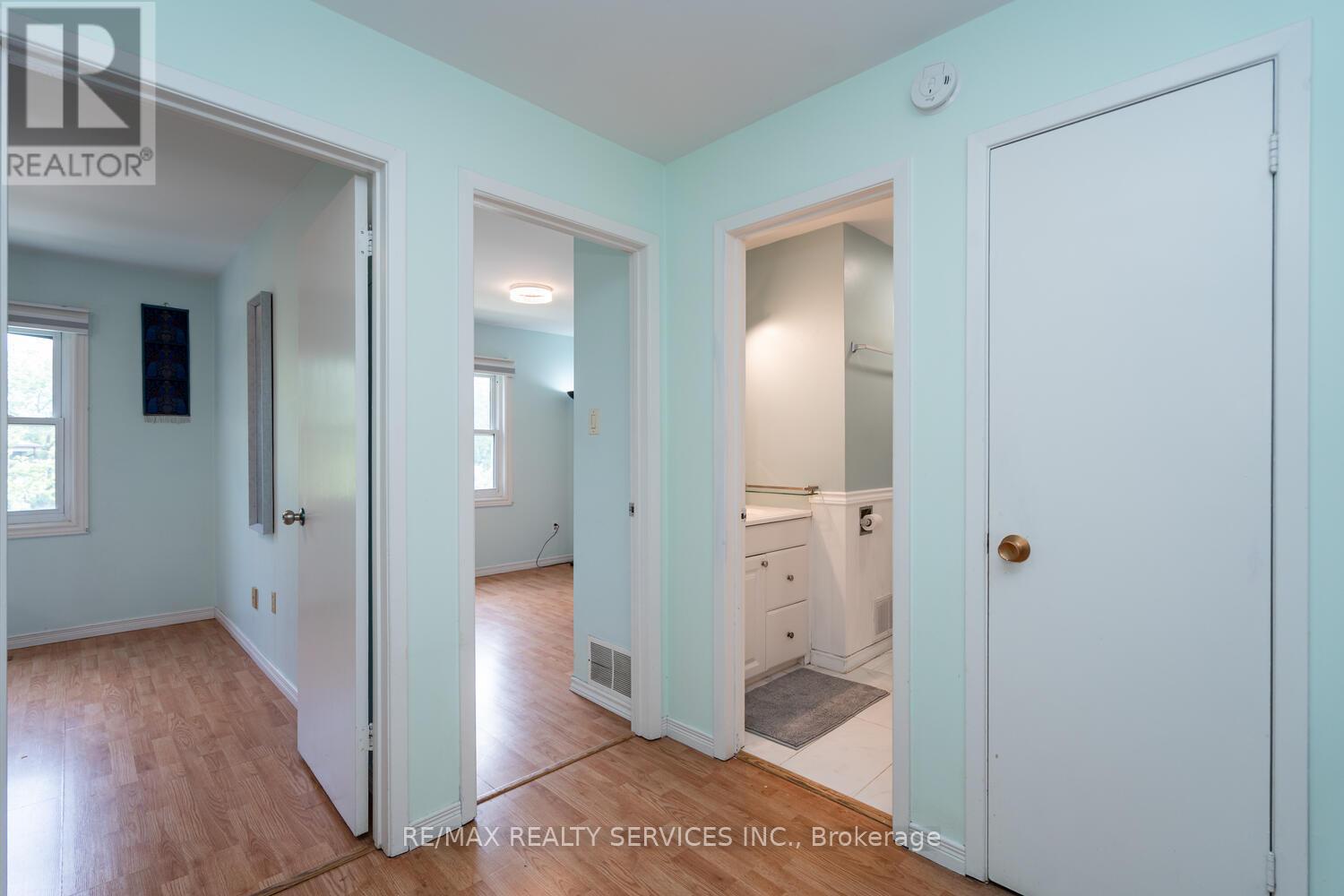 Photo 37 of 58 2825 Gananoque Drive, Mississauga ON
