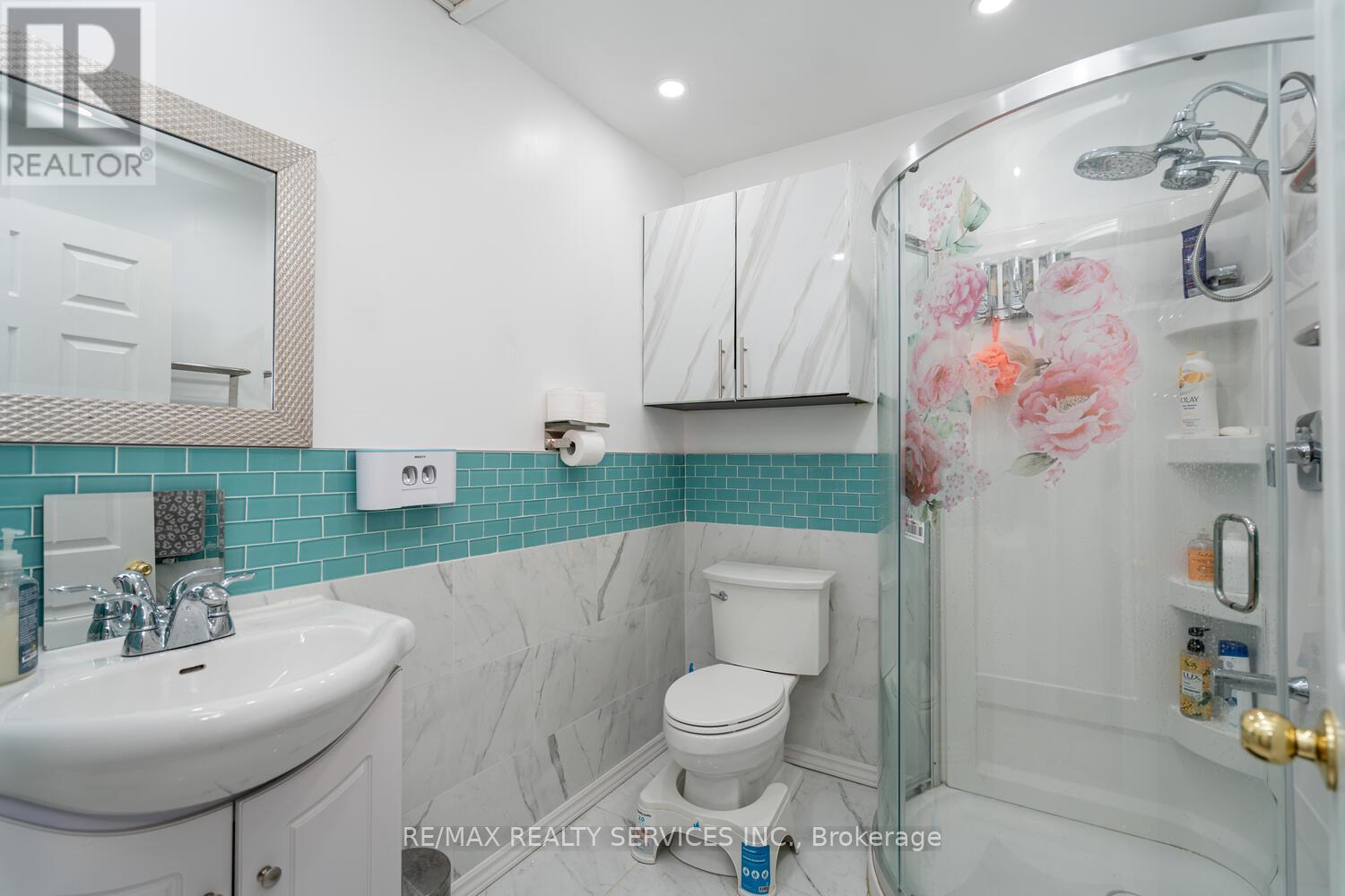 Photo 41 of 58 2825 Gananoque Drive, Mississauga ON