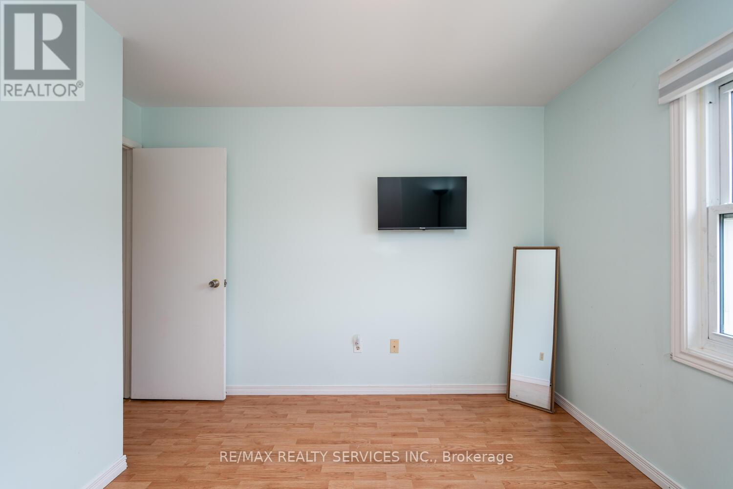 Photo 38 of 58 2825 Gananoque Drive, Mississauga ON
