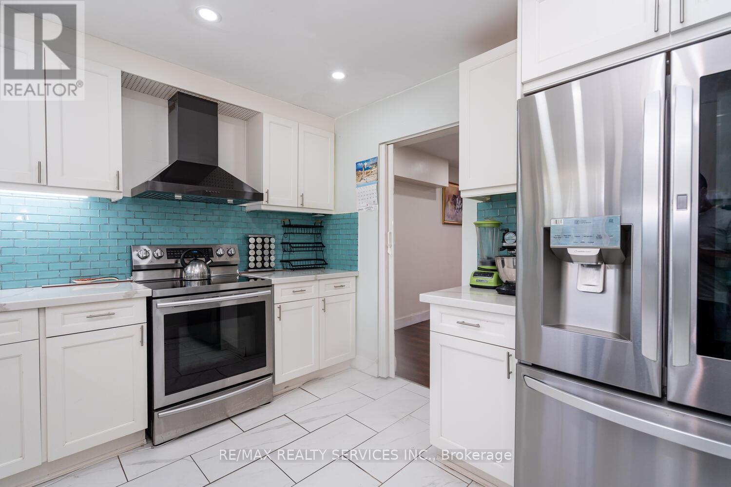 Photo 20 of 58 2825 Gananoque Drive, Mississauga ON