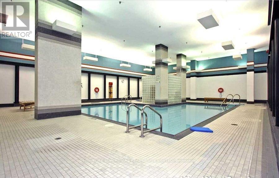 Photo 16 of 714 701 King Street W, Toronto ON