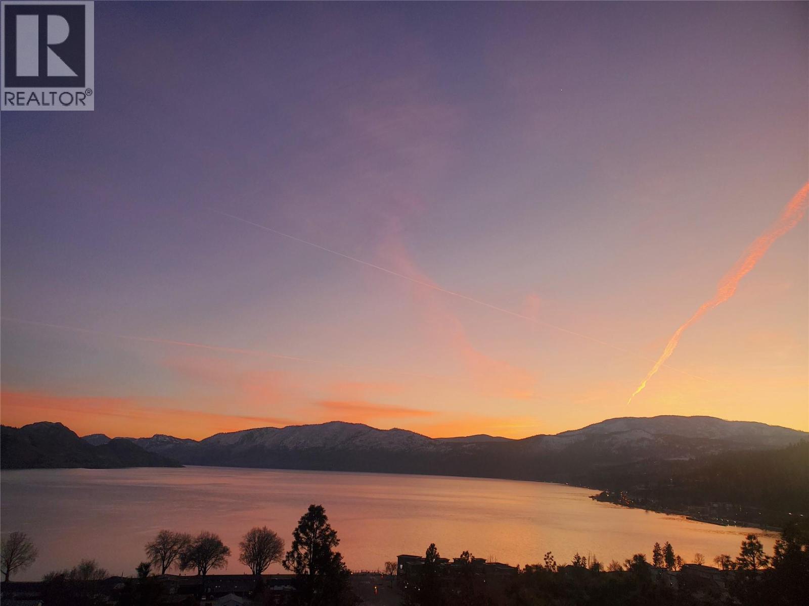 4105 3rd Avenue, Peachland