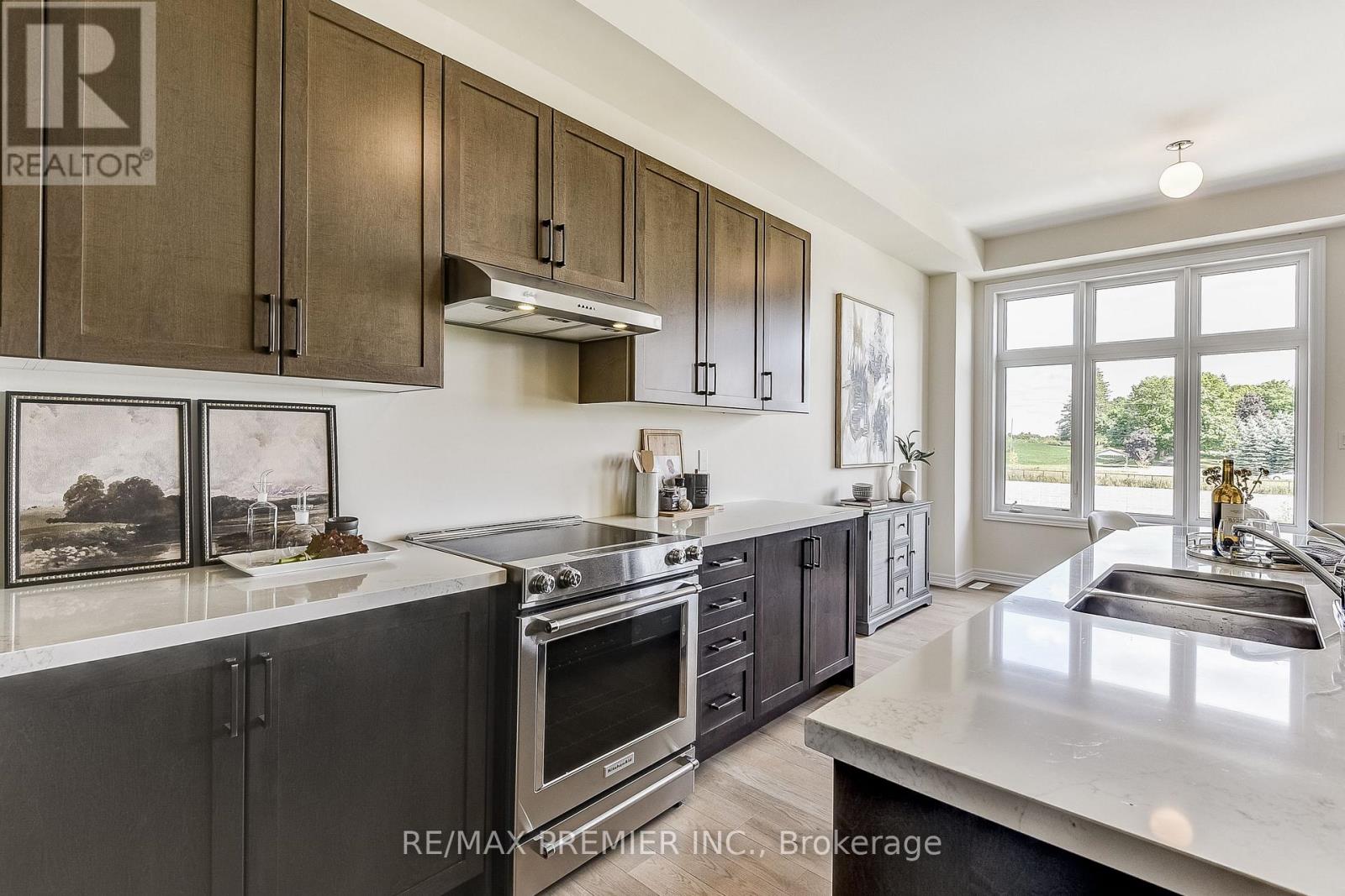 Photo 13 of 358 Boundary Boulevard, Whitchurchstouffville ON