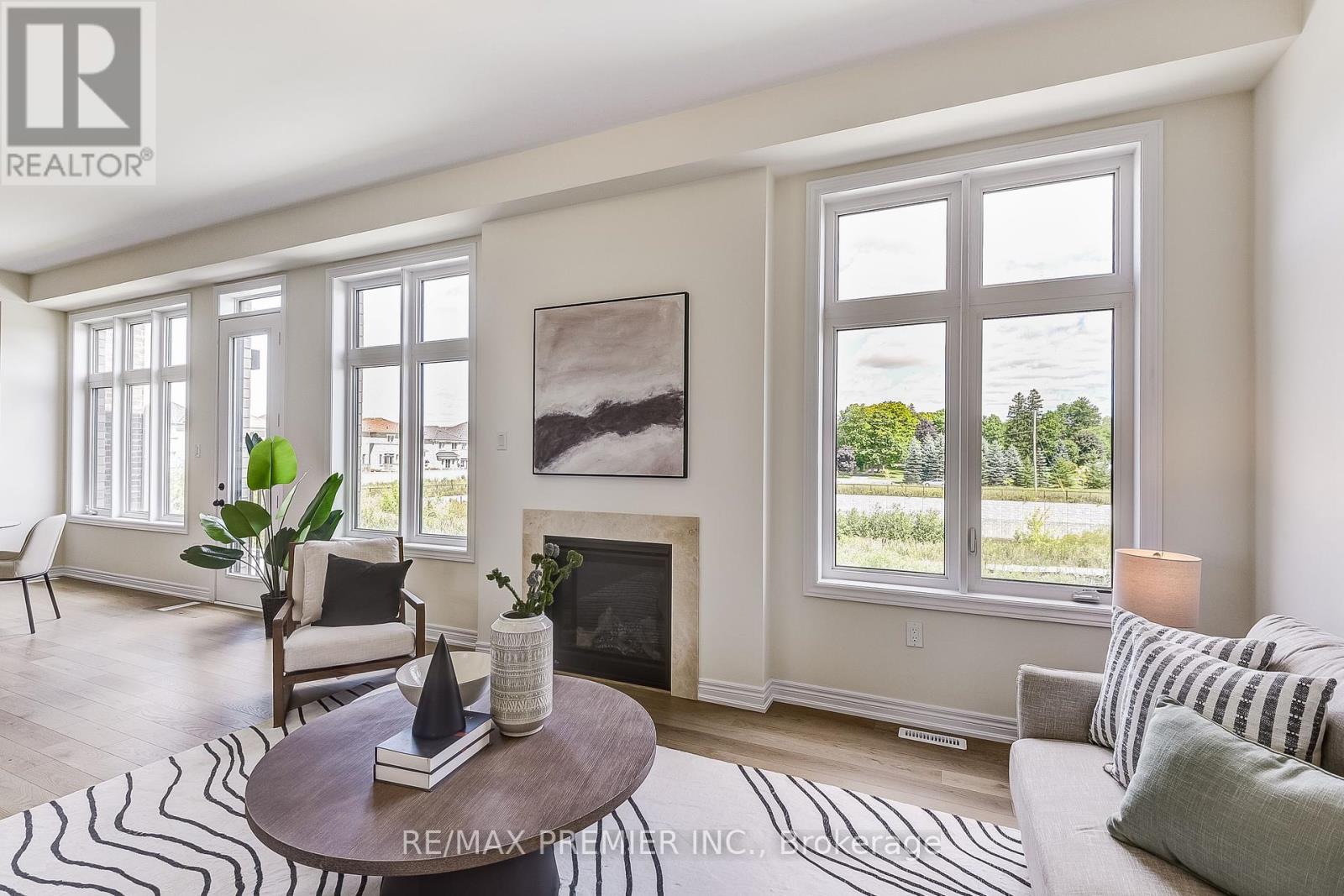 Photo 19 of 358 Boundary Boulevard, Whitchurchstouffville ON