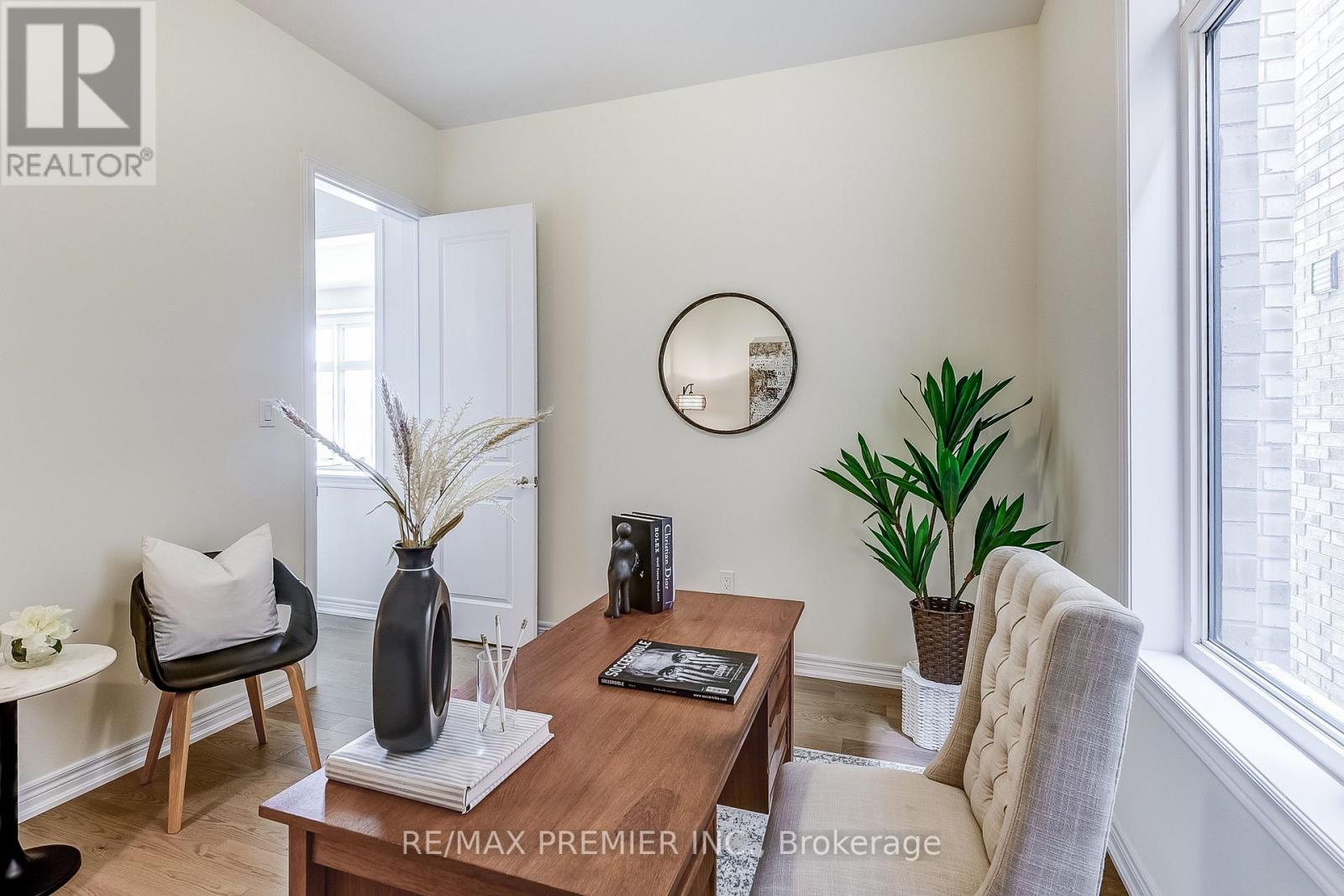 Photo 22 of 358 Boundary Boulevard, Whitchurchstouffville ON