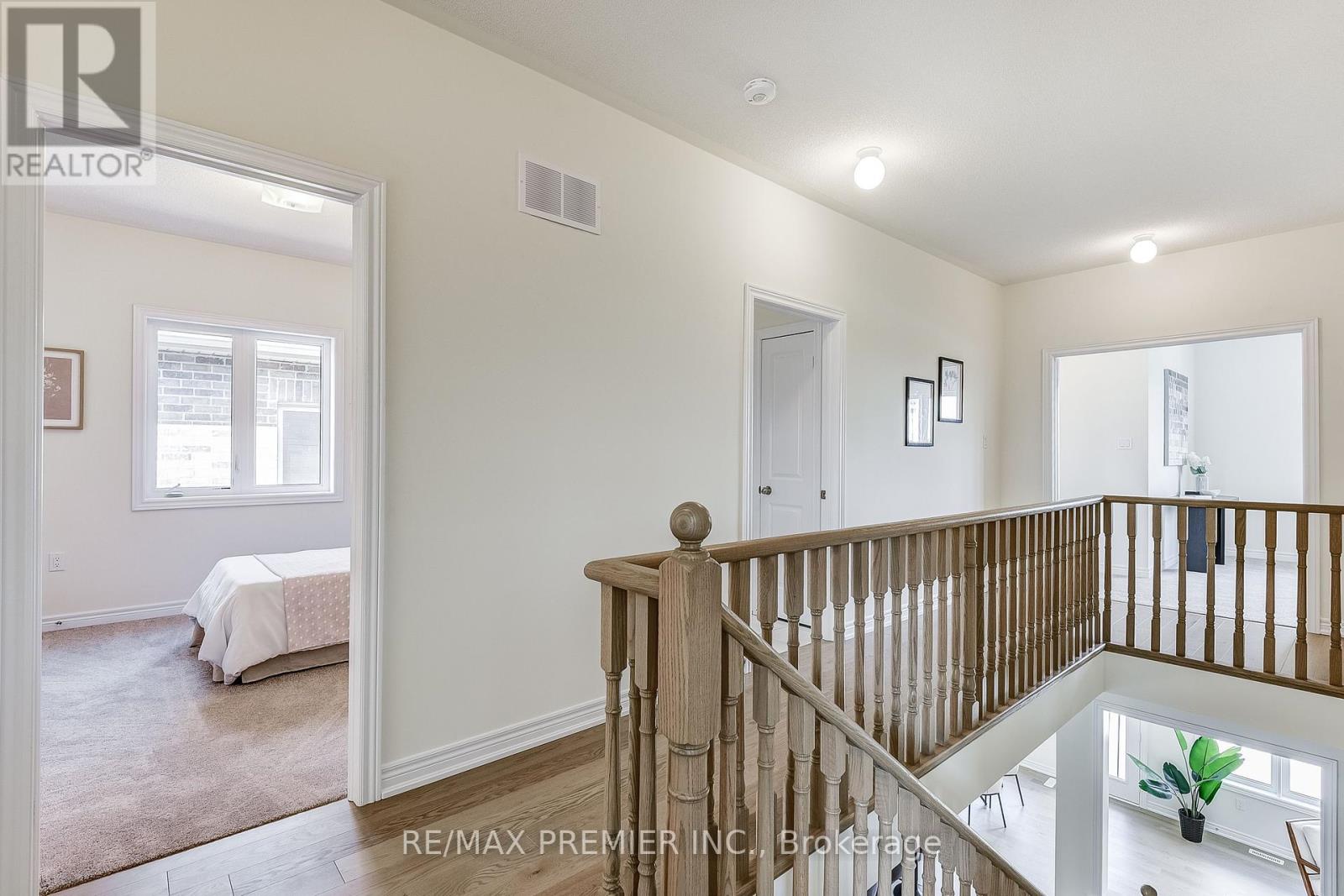 Photo 23 of 358 Boundary Boulevard, Whitchurchstouffville ON