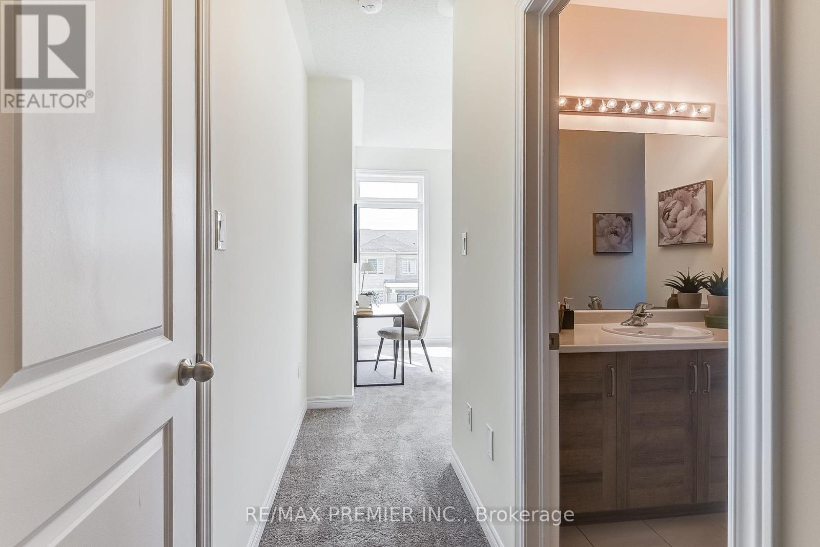 Photo 30 of 358 Boundary Boulevard, Whitchurchstouffville ON