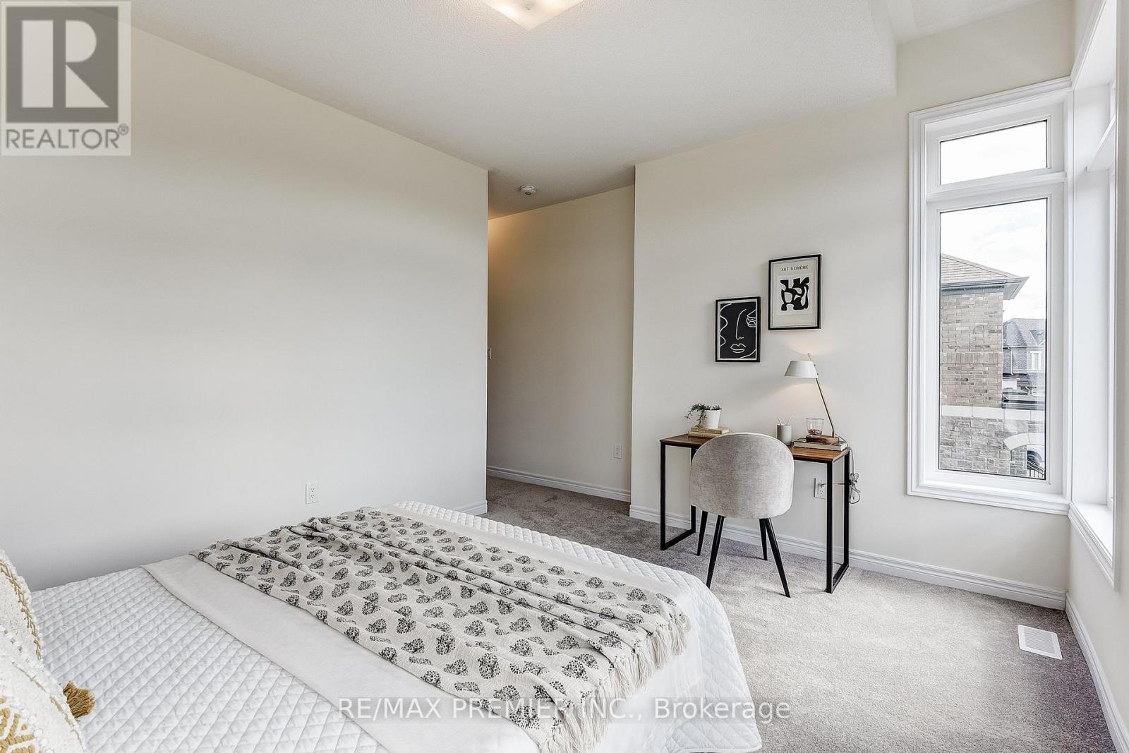 Photo 32 of 358 Boundary Boulevard, Whitchurchstouffville ON