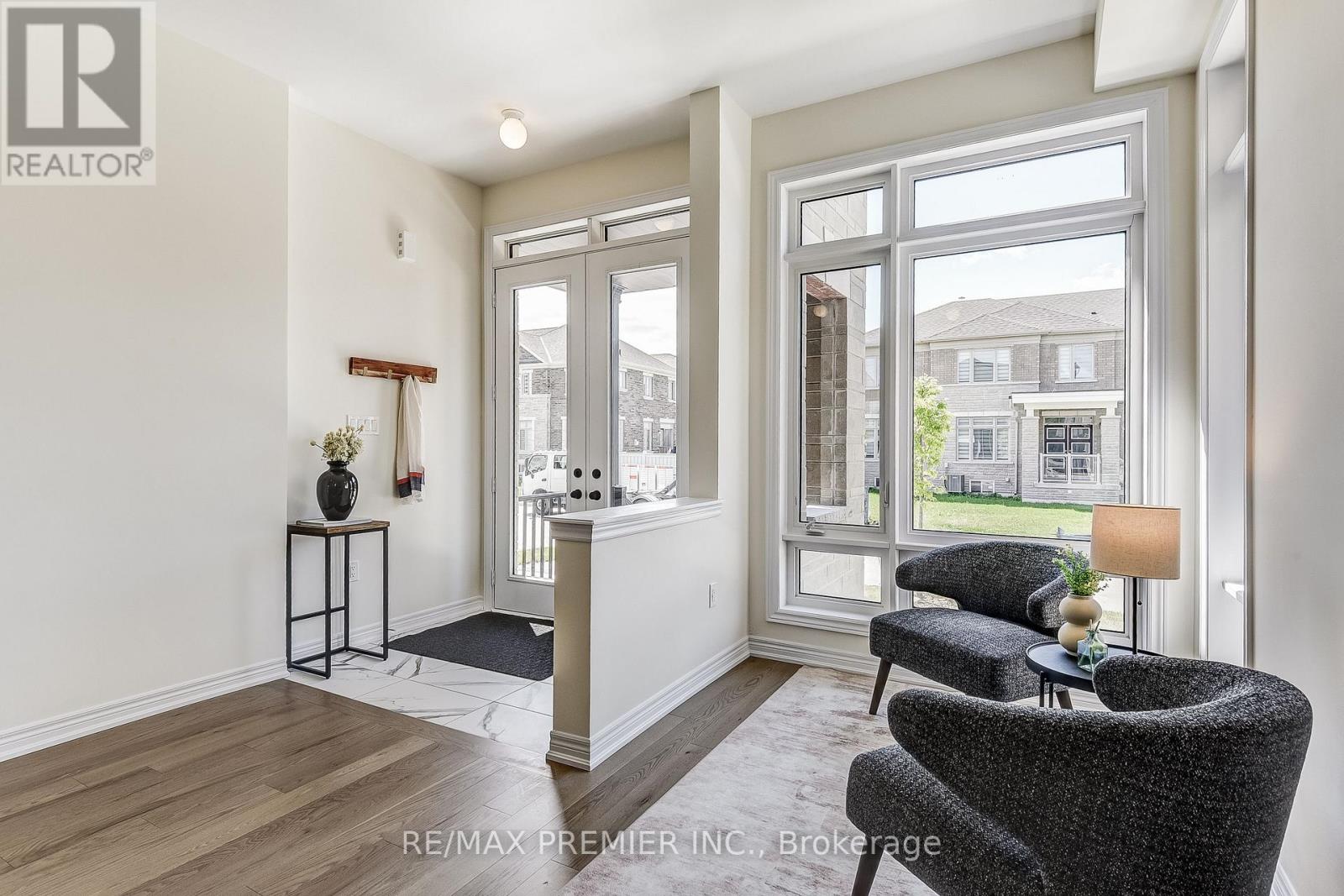 Photo 6 of 358 Boundary Boulevard, Whitchurchstouffville ON