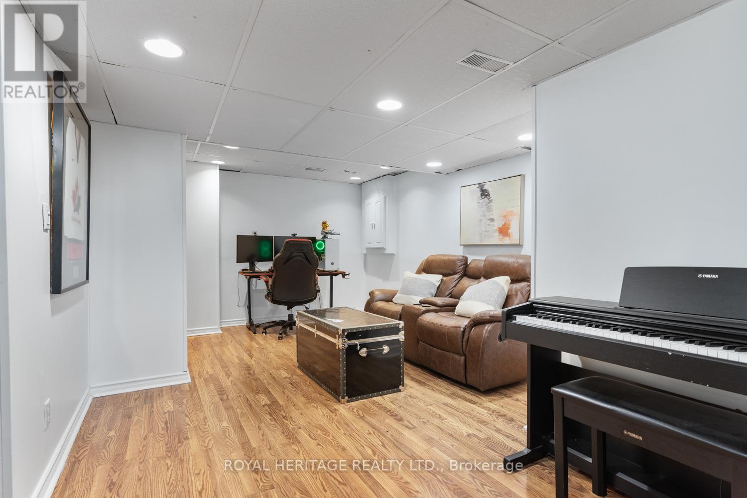 Photo 28 of 101 Hart Boulevard, Clarington ON