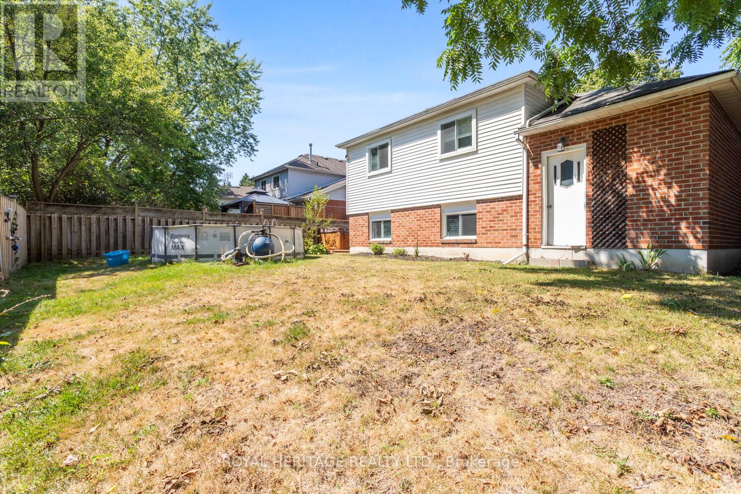 Photo 33 of 101 Hart Boulevard, Clarington ON