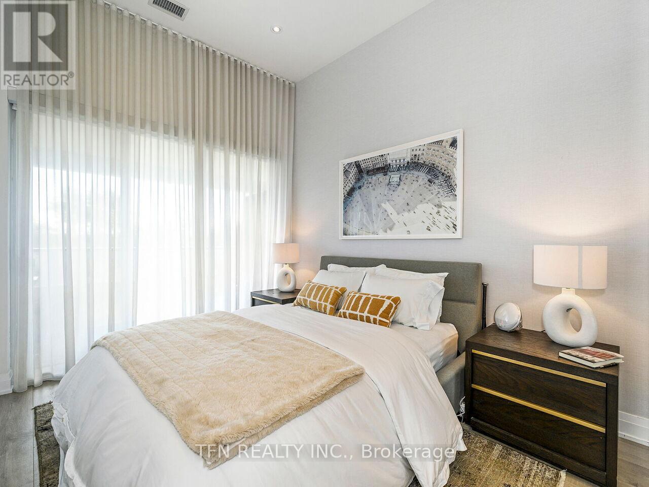 Photo 16 of M 5 20 Shore Breeze Drive, Toronto ON