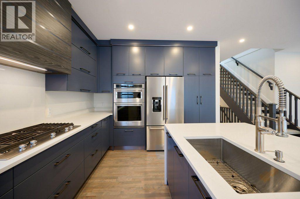 Single Family House for Sale in  Royal Oak Manor NW Royal Oak Calgary 