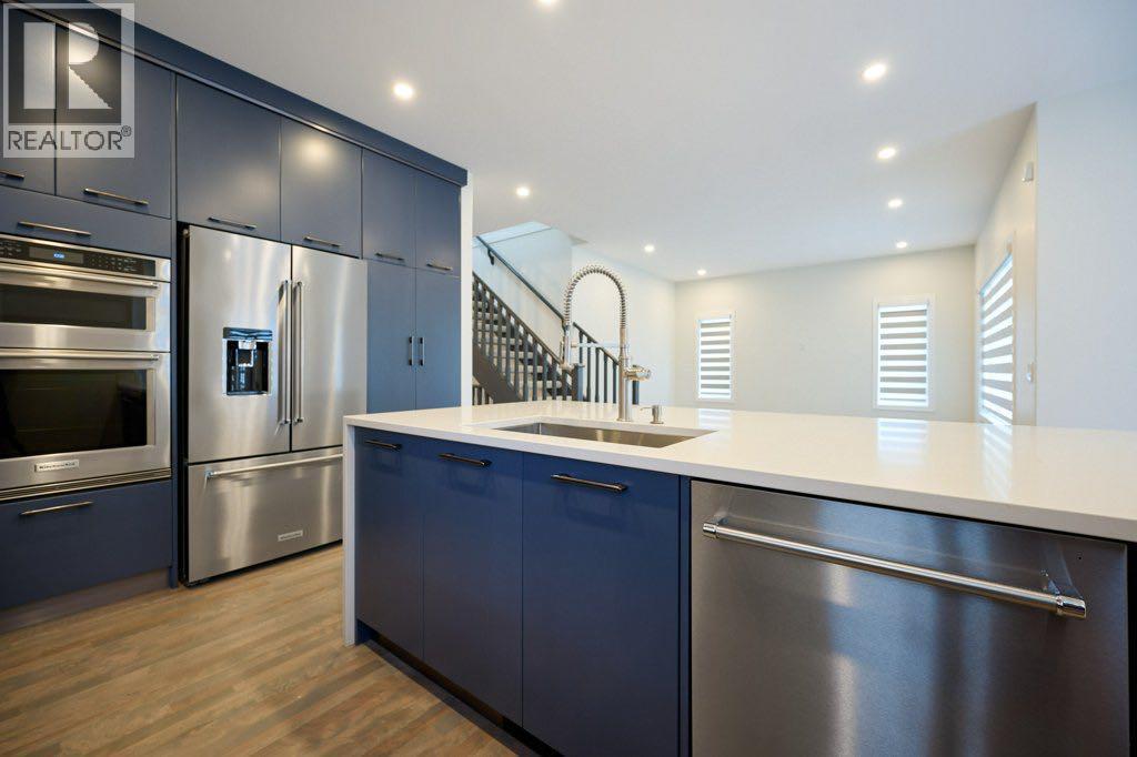Single Family House for Sale in  Royal Oak Manor NW Royal Oak Calgary 