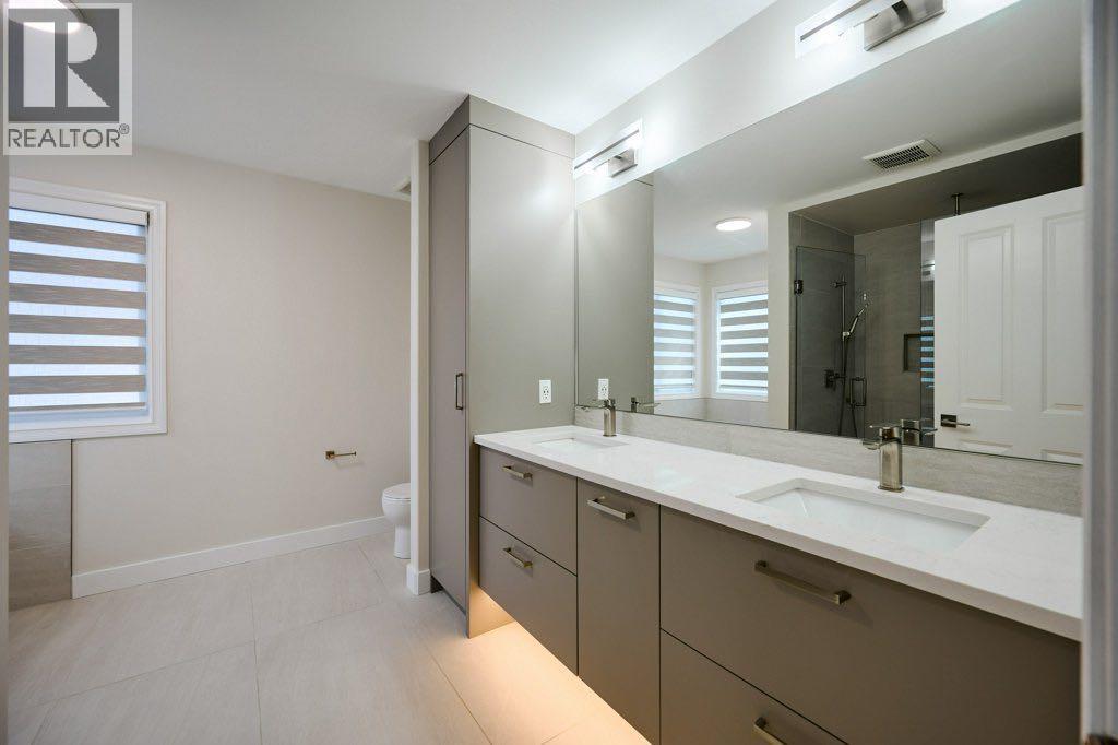 Single Family House for Sale in  Royal Oak Manor NW Royal Oak Calgary 