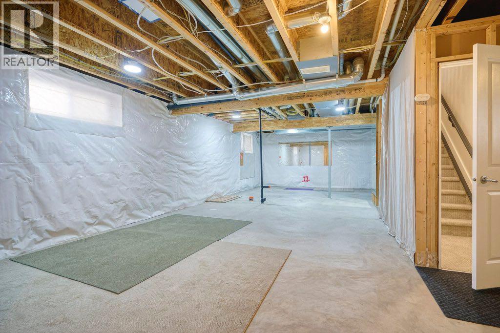 Single Family House for Sale in  Royal Oak Manor NW Royal Oak Calgary 