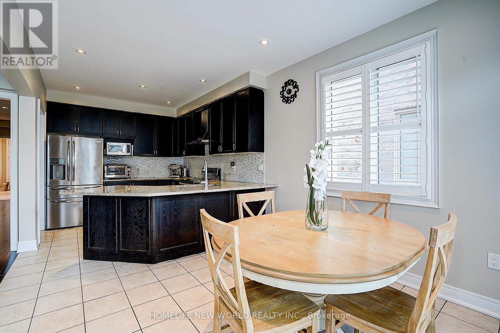 Photo 12 of 253 Cannes Avenue, Vaughan ON