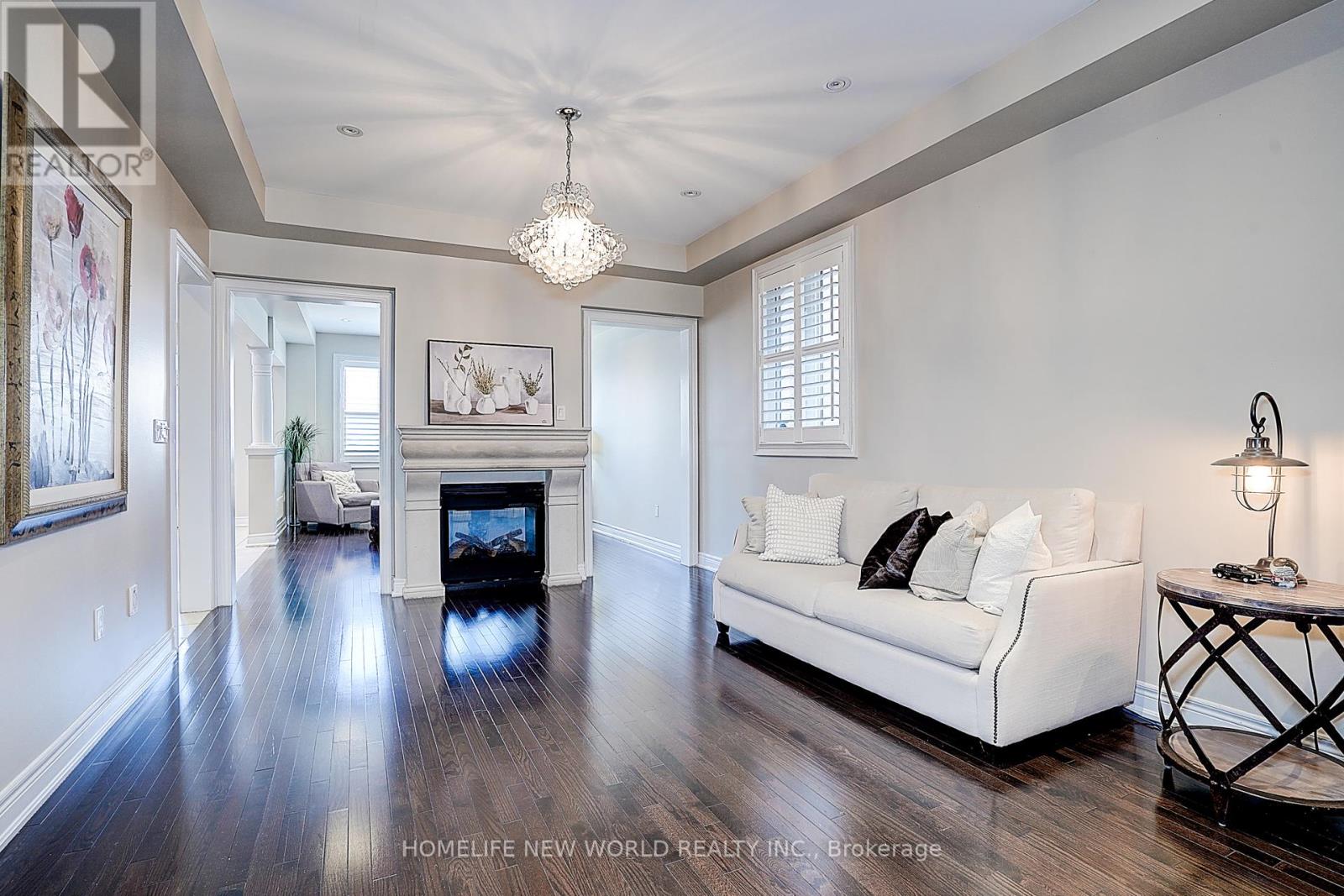 Photo 29 of 253 Cannes Avenue, Vaughan ON