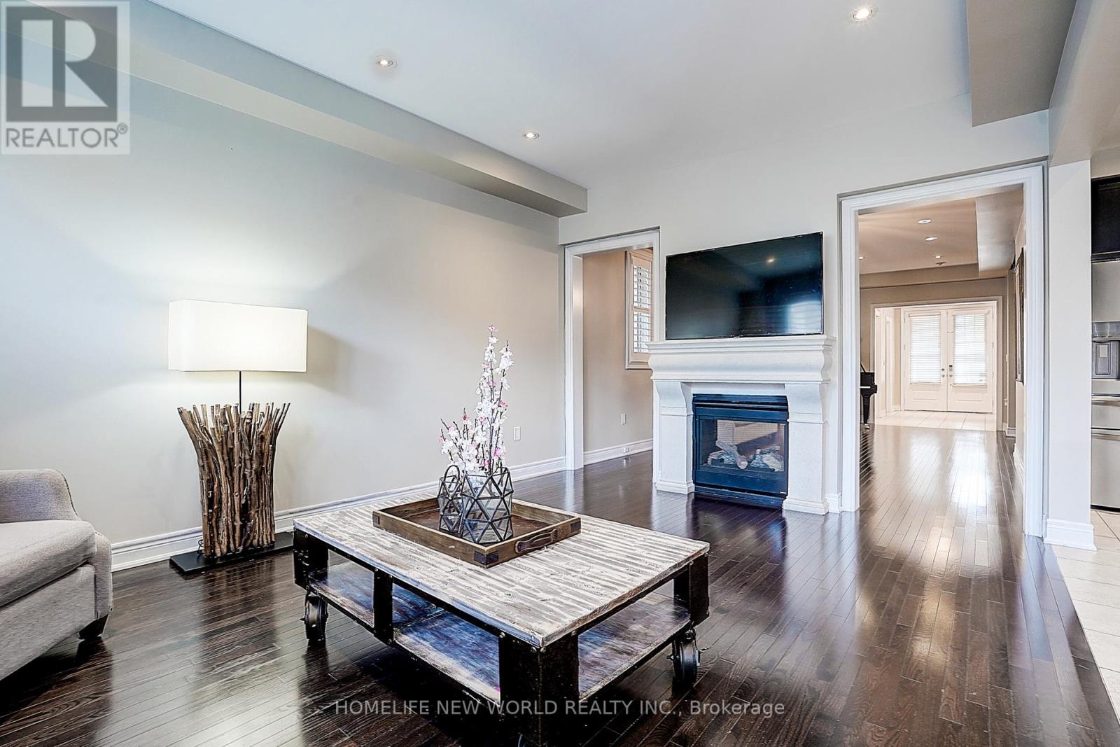 Photo 30 of 253 Cannes Avenue, Vaughan ON