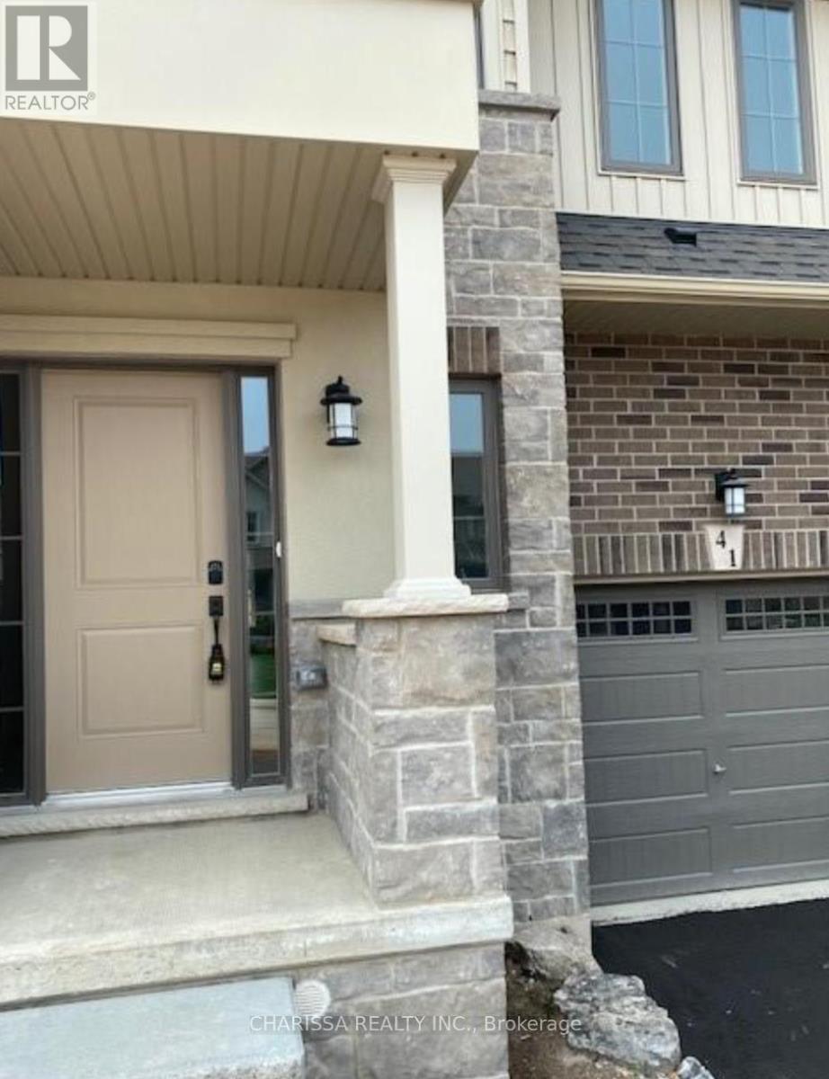 Photo 39 of 41 Dennis Drive, West Lincoln ON