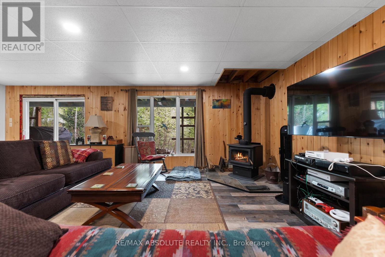 Photo 19 of 4666 Matawatchan Road, Greater Madawaska ON