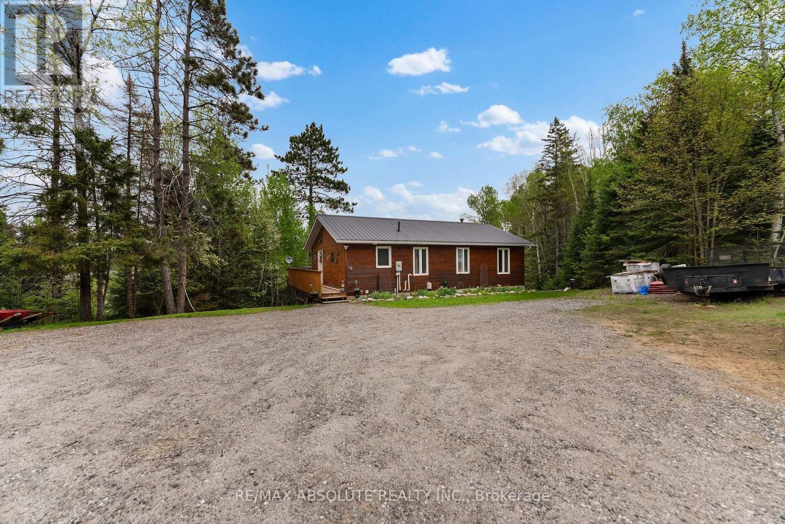 Photo 28 of 4666 Matawatchan Road, Greater Madawaska ON