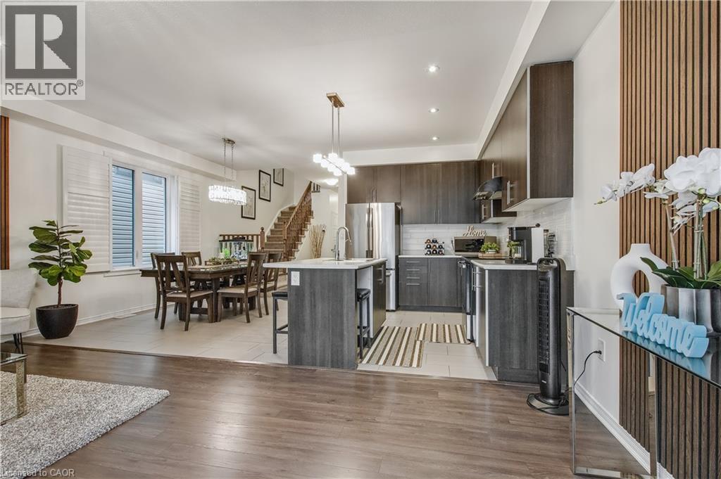 Photo 18 of 46 Kelso Drive, Caledonia ON