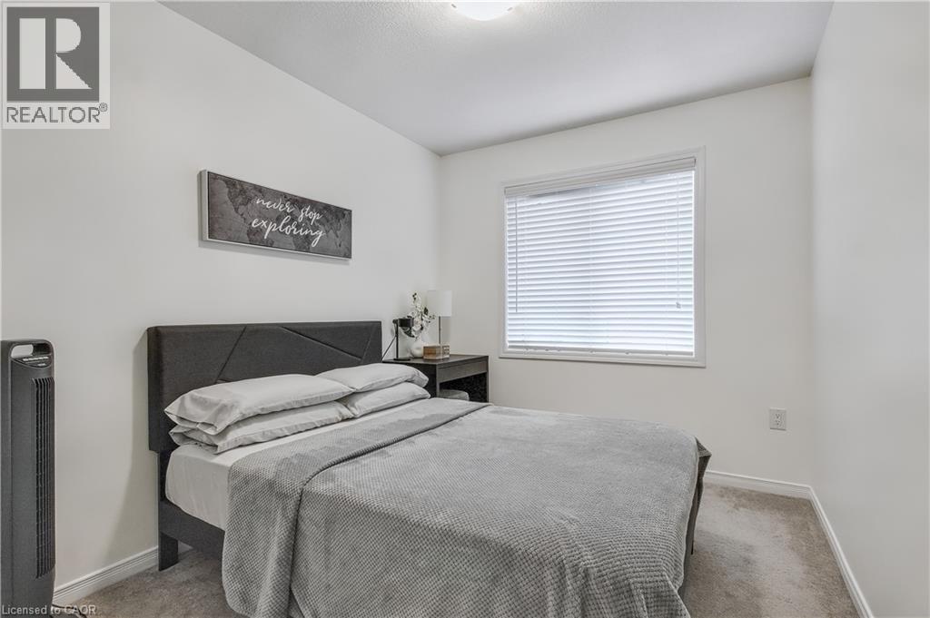 Photo 24 of 46 Kelso Drive, Caledonia ON