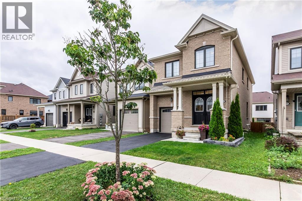 Photo 3 of 46 Kelso Drive, Caledonia ON
