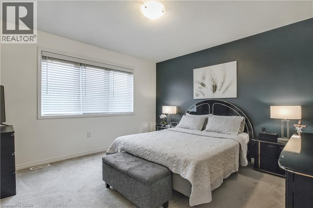 Photo 32 of 46 Kelso Drive, Caledonia ON