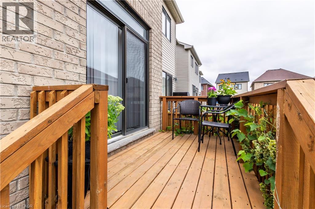 Photo 8 of 46 Kelso Drive, Caledonia ON