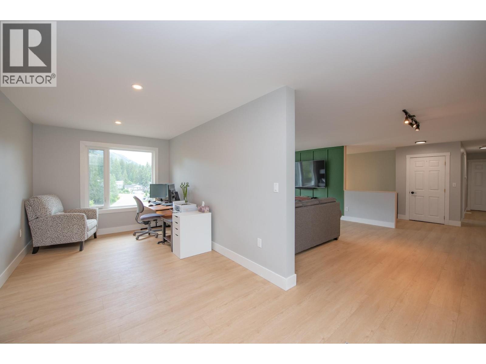2224 Linea Crescent, Lumby