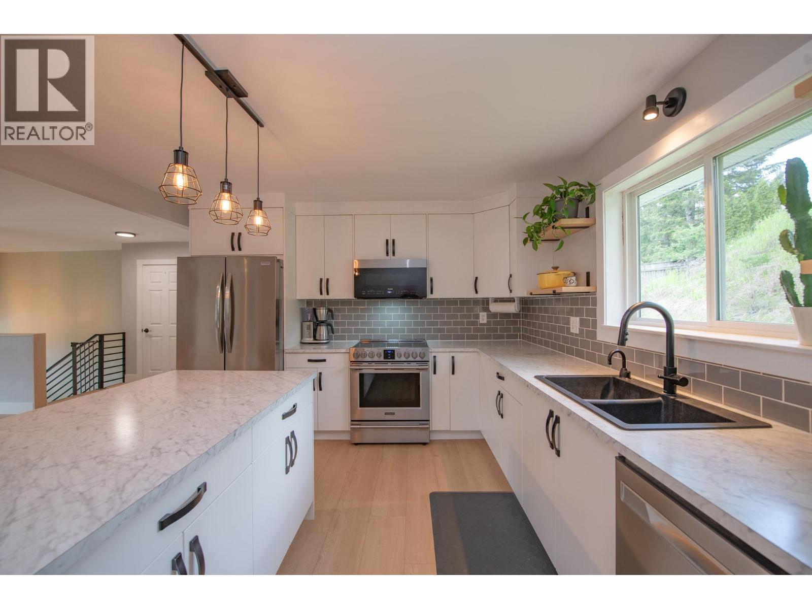 2224 Linea Crescent, Lumby