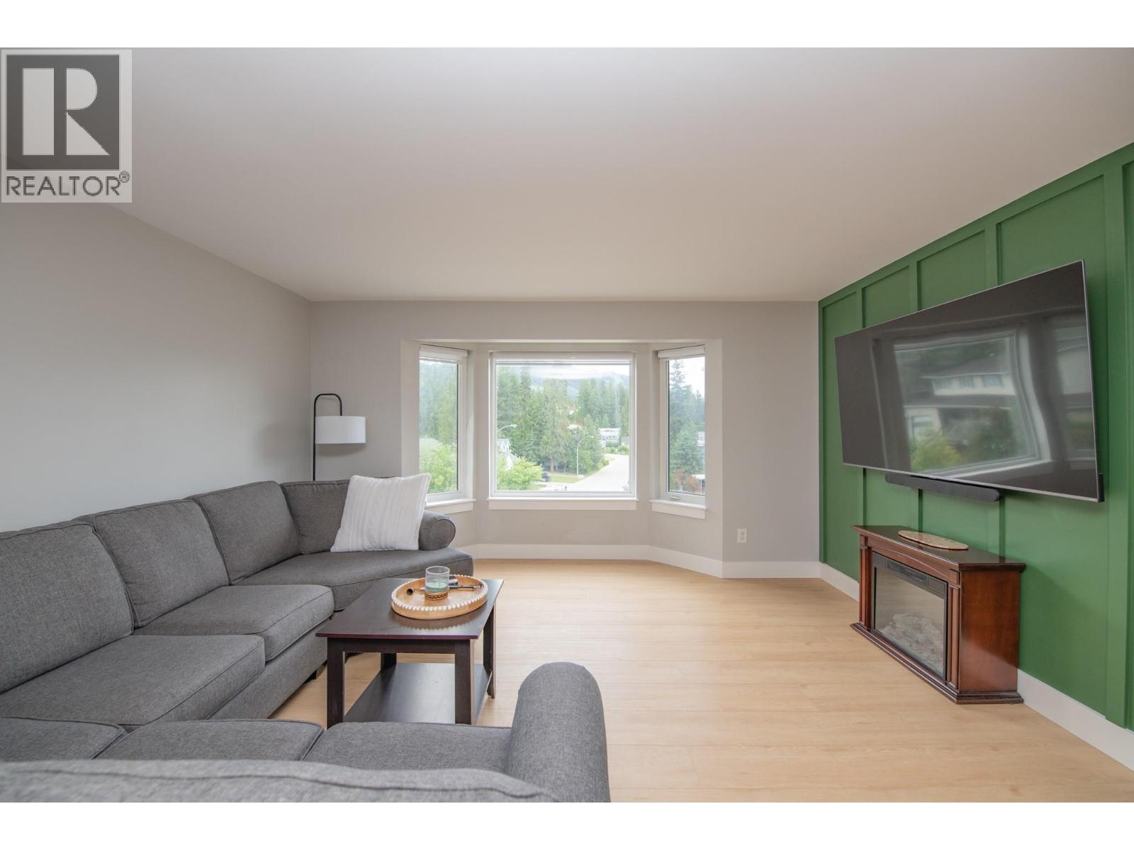 2224 Linea Crescent, Lumby