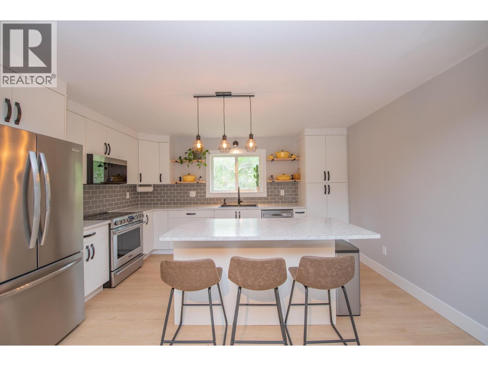 2224 Linea Crescent, Lumby