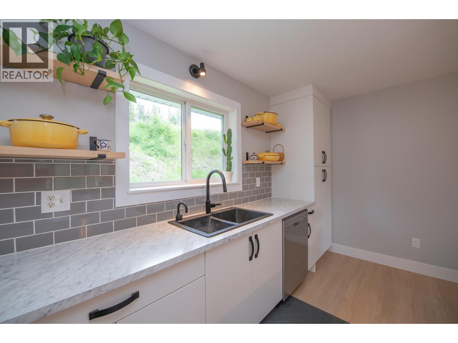 2224 Linea Crescent, Lumby