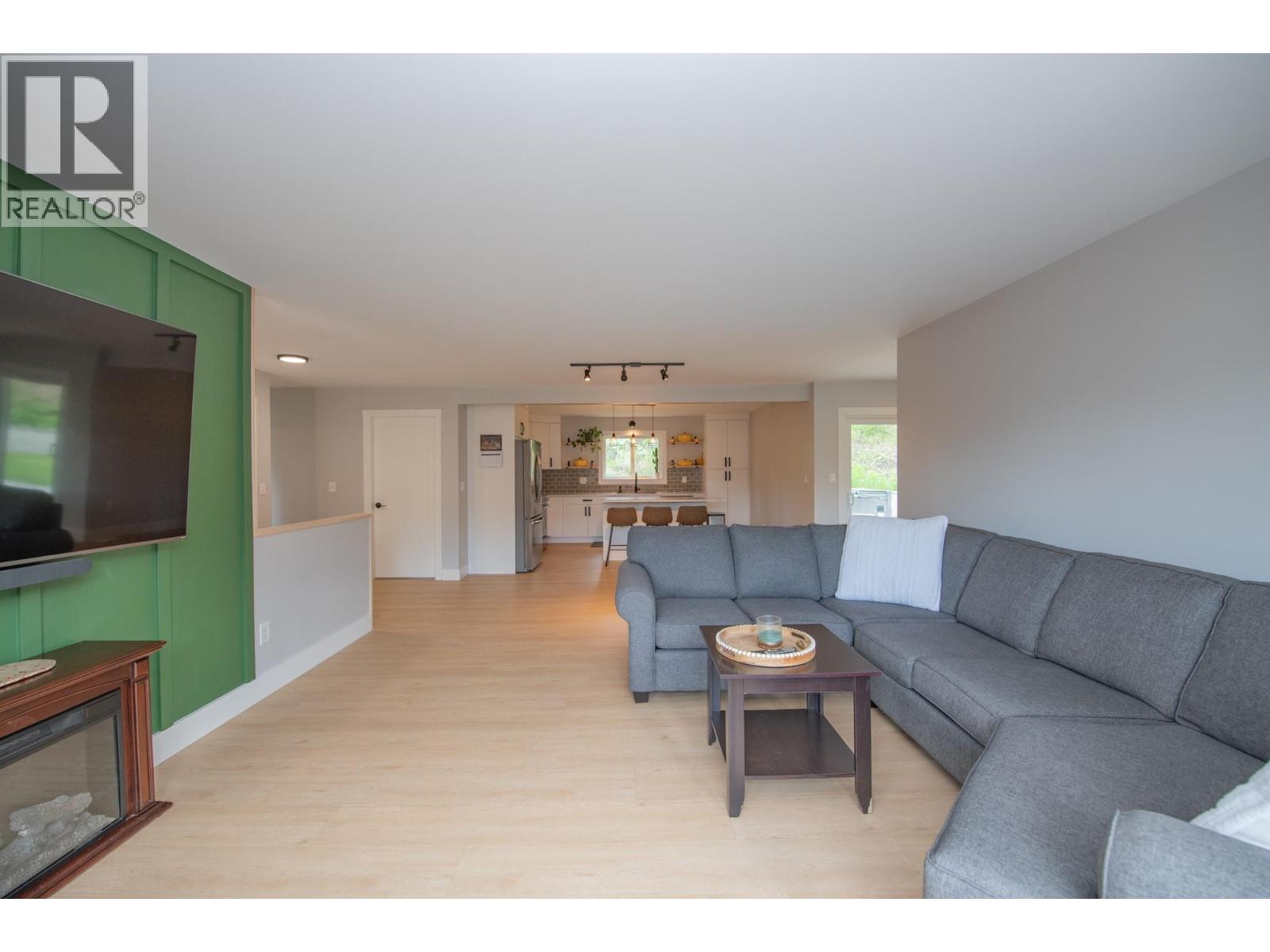 2224 Linea Crescent, Lumby